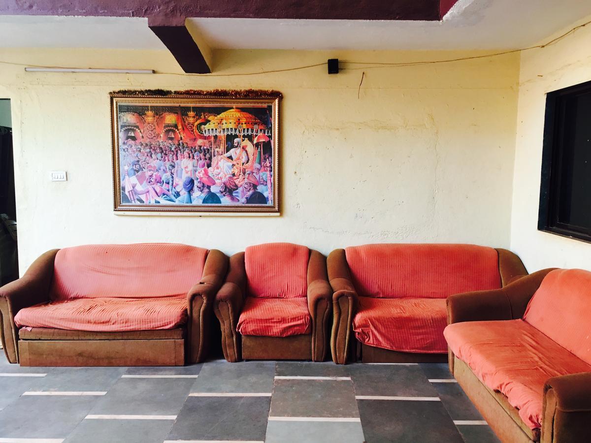 Hotel Madhumalti Matheran Exterior foto